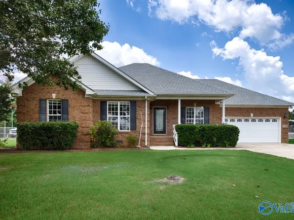 27709 Michael Ln, Toney, AL 35773