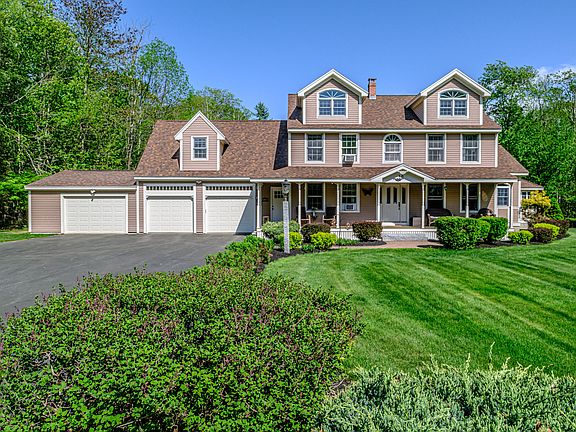 4th image of 18 Herrick Road