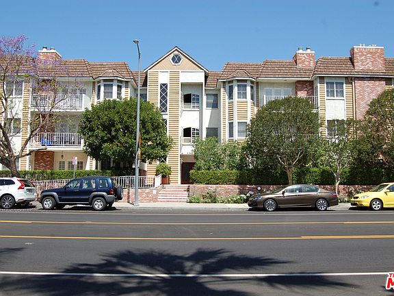 3rd image of 4401 Moorpark Way APT 103