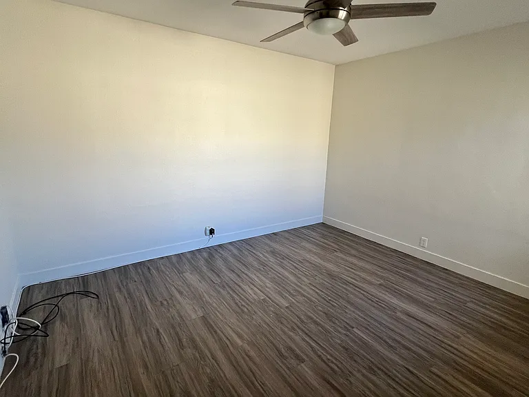 701 Park Ave — Photo 15
