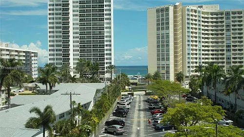 3161 S Ocean Dr #505 Photo 1