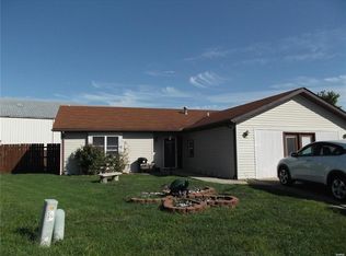 56 Gemstone Dr, Granite City, IL