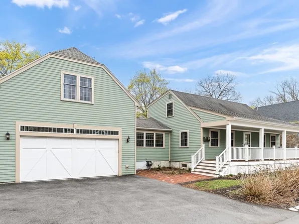 16 Glenwood Ave #A, Winchester, MA 01890