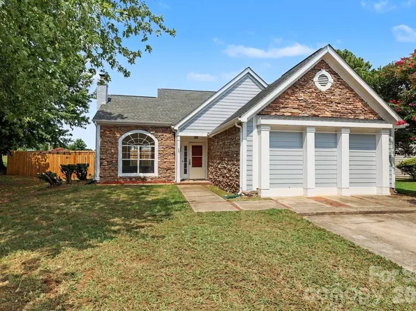 1336 Yorkdale Dr, Charlotte, NC 28217