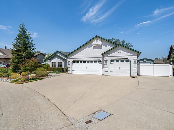 2nd image of 1600 Galway Dr