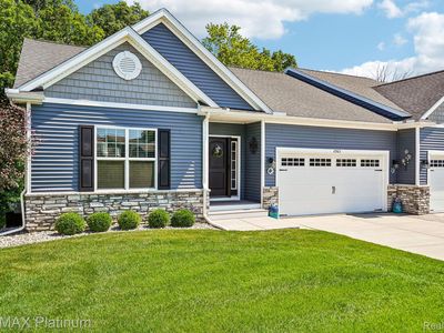 2963 Blue Sky Dr, Howell, MI, 48843