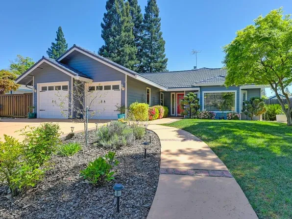 157 Canyon Rim Dr, Folsom, CA 95630