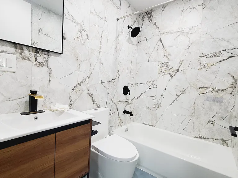 20-22 Reed St #6 — Photo 4
