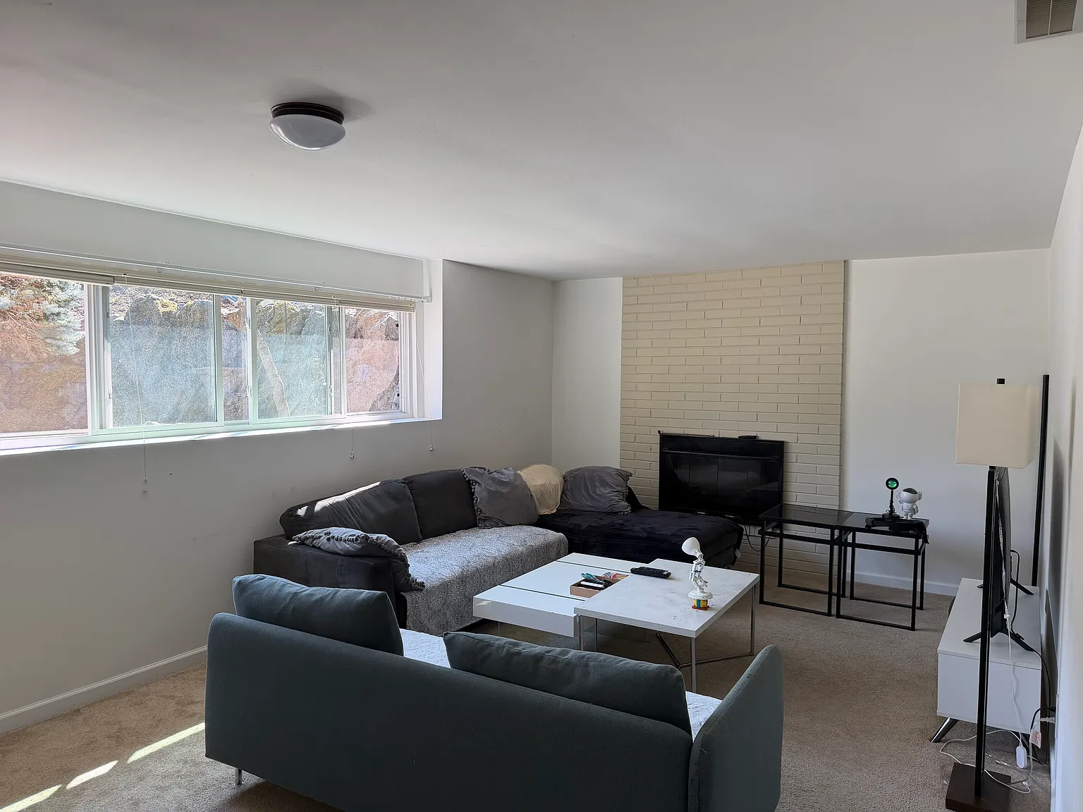 2 bed, 1300 sqft, $2,460 — Photo 1
