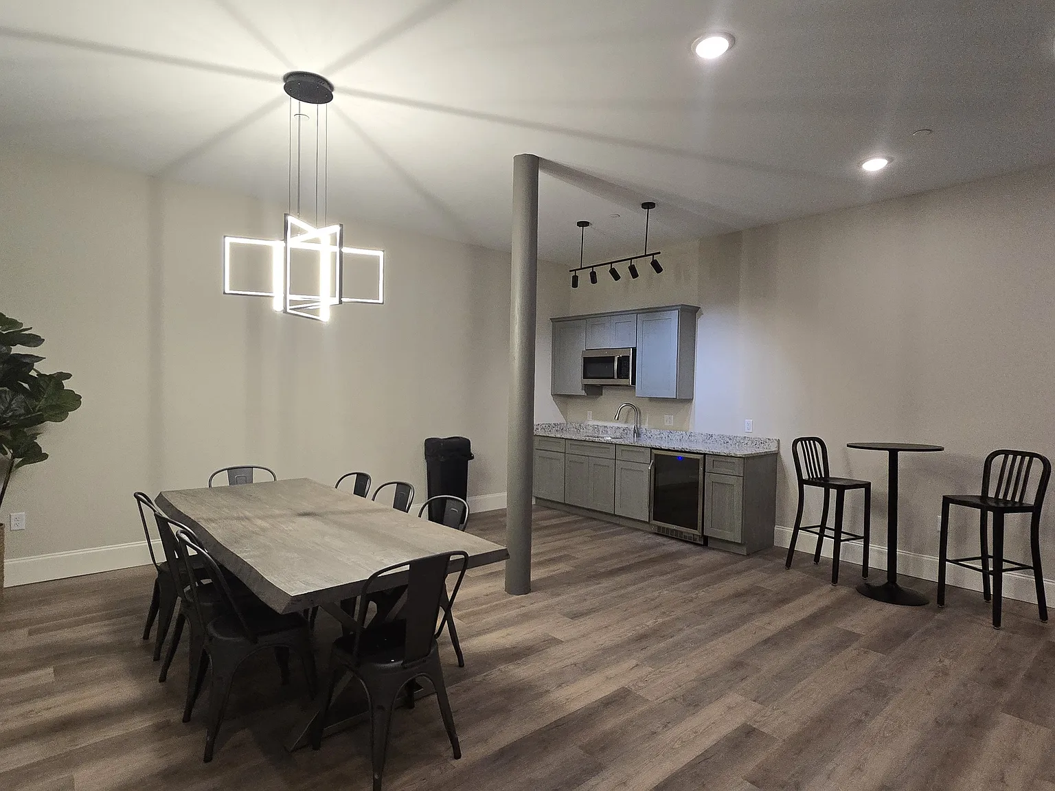 King Philip Lofts — Photo 2