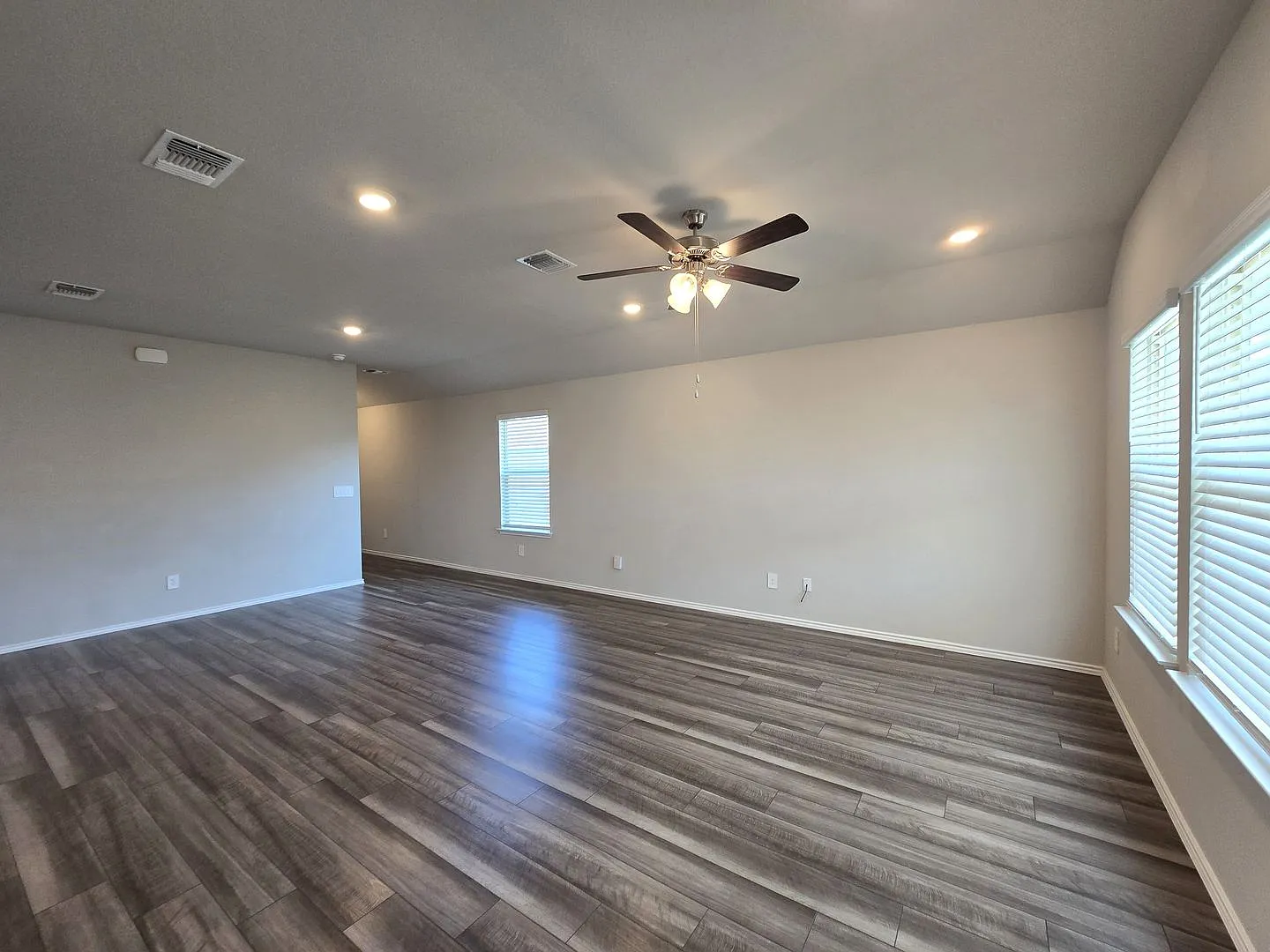 2306 Aylesbury Dr, Copperas Cove, TX — Photo 4
