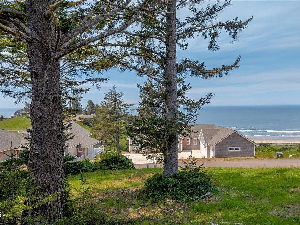 1st image of 76 Megans View Point