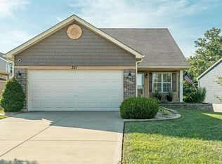 321 Huntleigh Pkwy, Wentzville, MO 63385