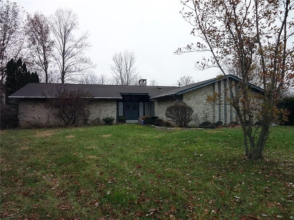 1st image of 3242 N Meadow Dr