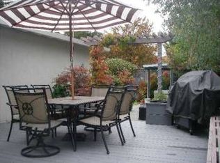635 Linden Ln, Martinez, CA 94553