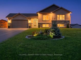 216 Owen Lucas St, McNab/braeside, ON K7S3G8