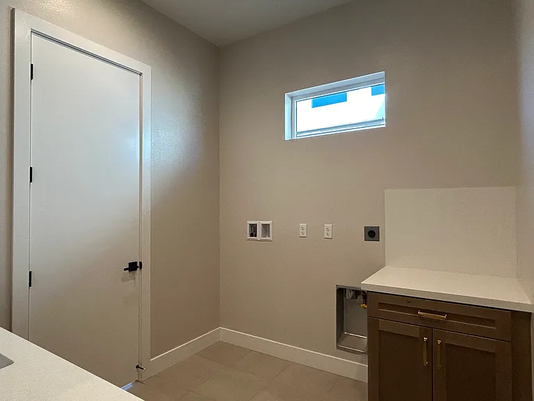 75151 Tubman St — Photo 19