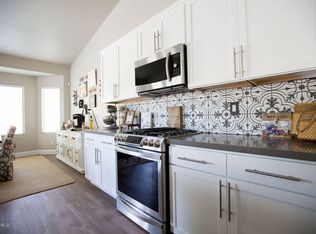 3832 S Eucalyptus Pl, Chandler, AZ 85286
