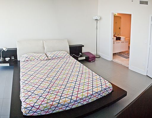 5th image of 888 Biscayne Blvd APT 2907