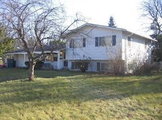 585 South Rd, Lisle, IL 60532