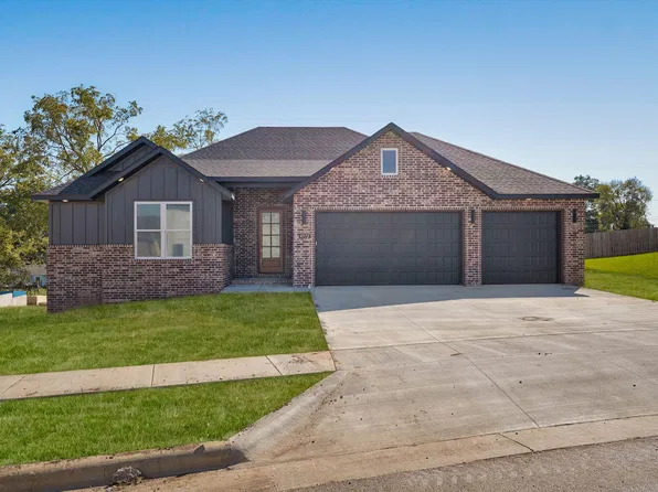 4972 S Sycamore Avenue, Springfield, MO 65810