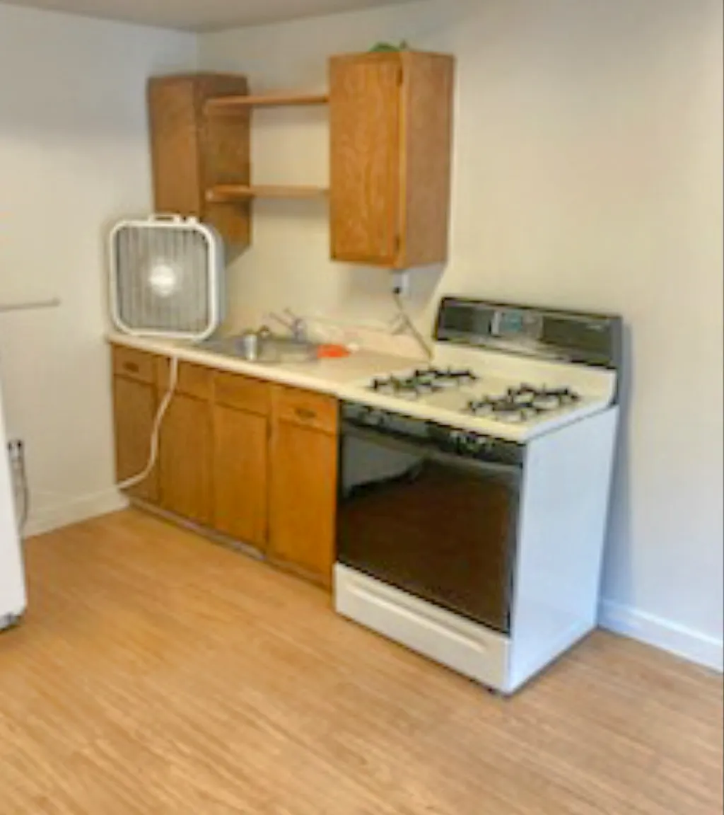 1 bed, $995 — Photo 2
