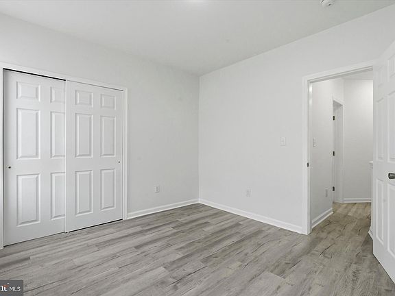 4th image of 3872 Wyalusing Ave