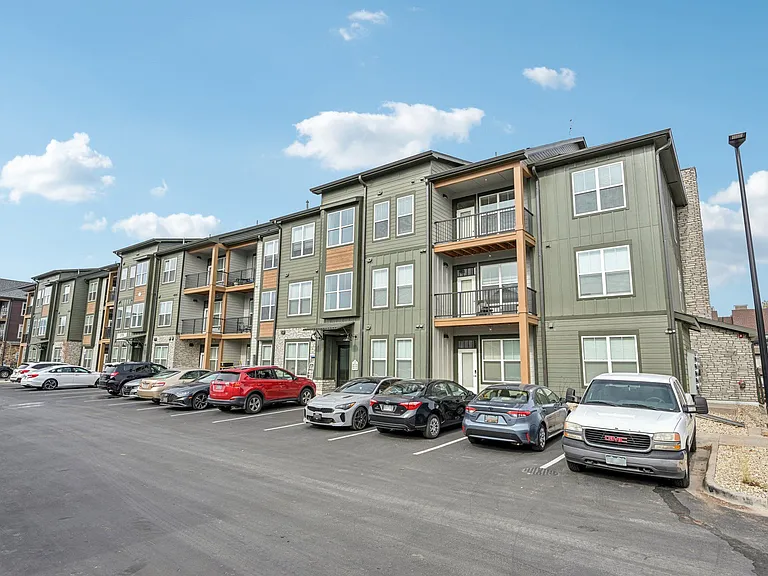 The Quarry Luxury Apartments — Photo 58