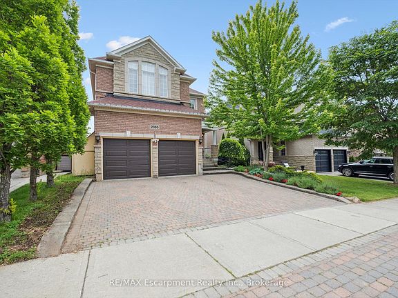 2nd image of 2365 Hertfordshire Way