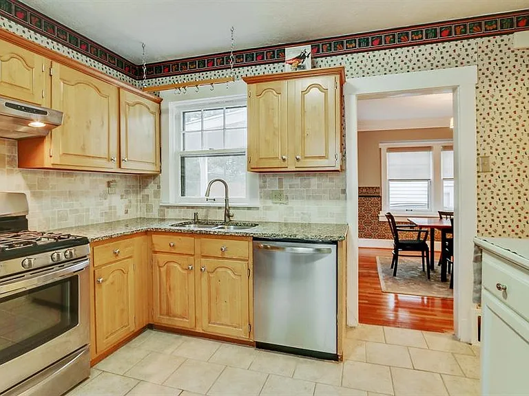 5121 Grand Ave — Photo 9