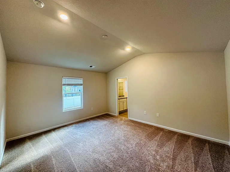 6322 Lowe Ln — Photo 10