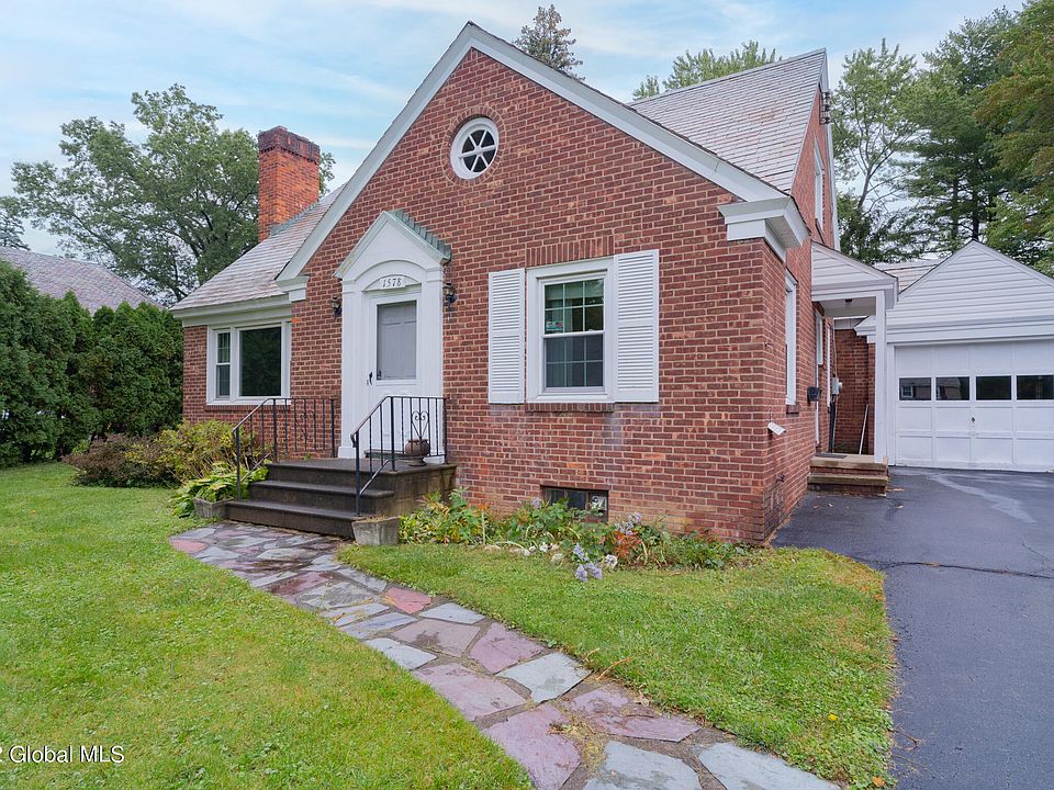 1578 Valencia Road, Niskayuna, NY 12309 Zillow