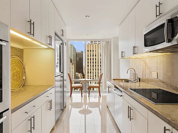 4th image of 641 5th Ave #27GH