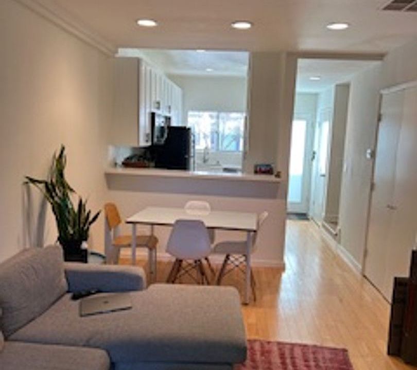 1st image of 2500 Abbot Kinney Blvd APT 16