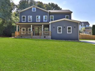 545 Forest St, Buford, GA 30518