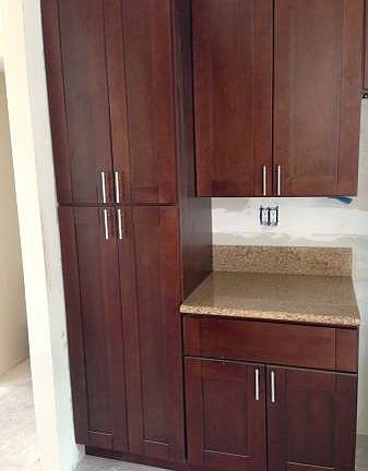3rd image of 208 Cartagena St