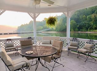 745 October Dr, Smithville, TN 37166