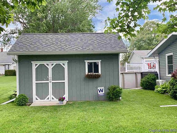 3rd image of 405 Davies St