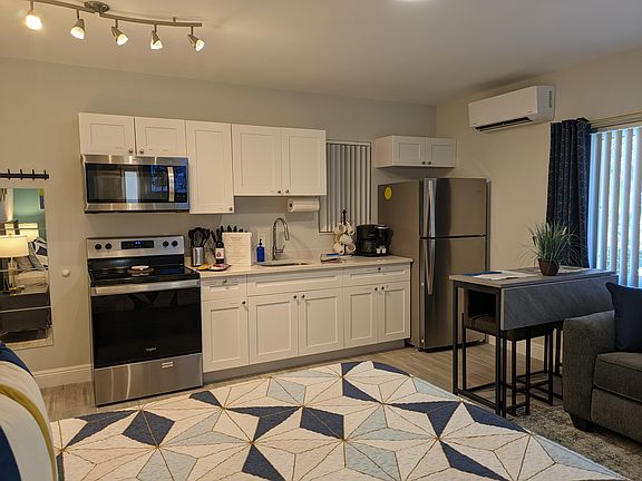 2nd image of 2600 Middle River Dr #16341893