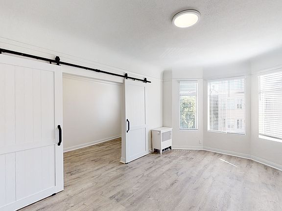 4th image of 90 Alhambra St APT 304