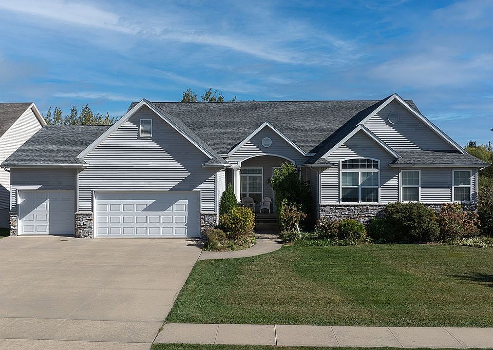 1st image of 3157 Brookfield Dr