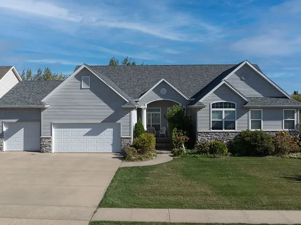 3157 Brookfield Dr, Marion, IA 52302