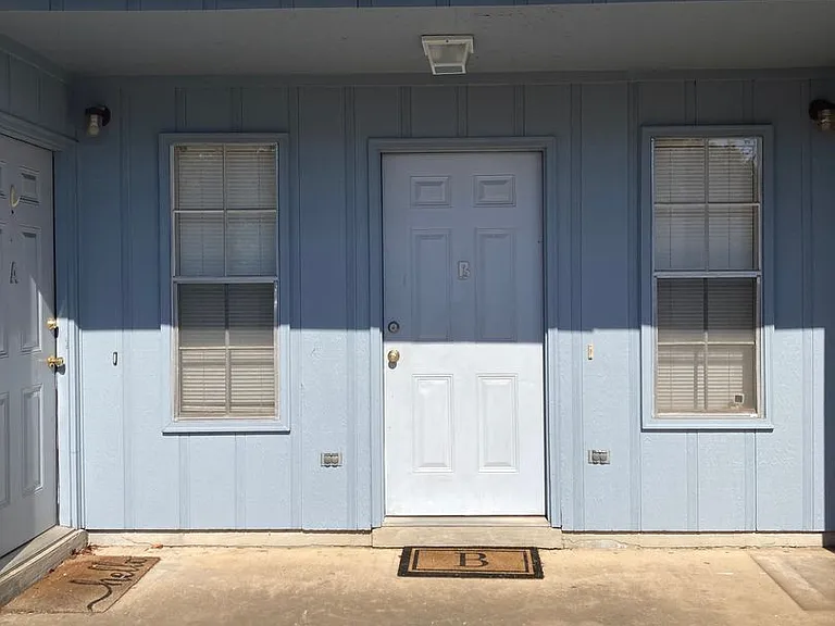 125 Alabama Ave #A-C — Photo 1