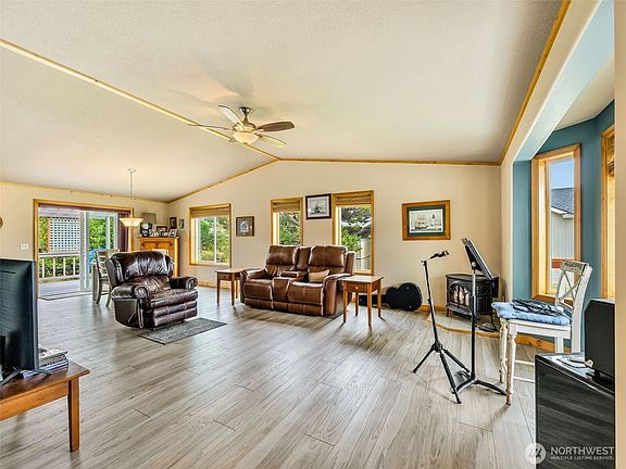 3rd image of 30406 H Street