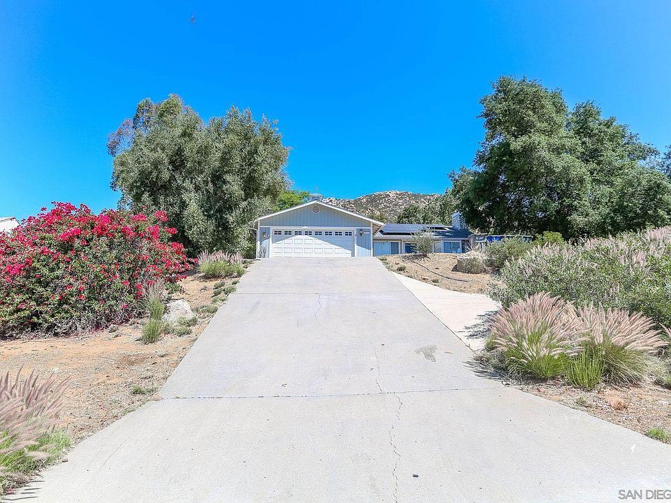1st image of 26134 Bellemore Dr