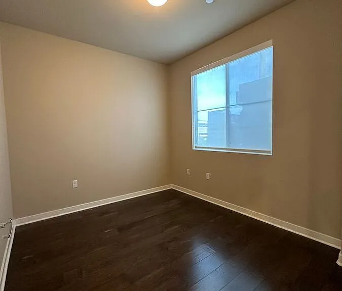 4543 Rainier Ave #18 — Photo 24