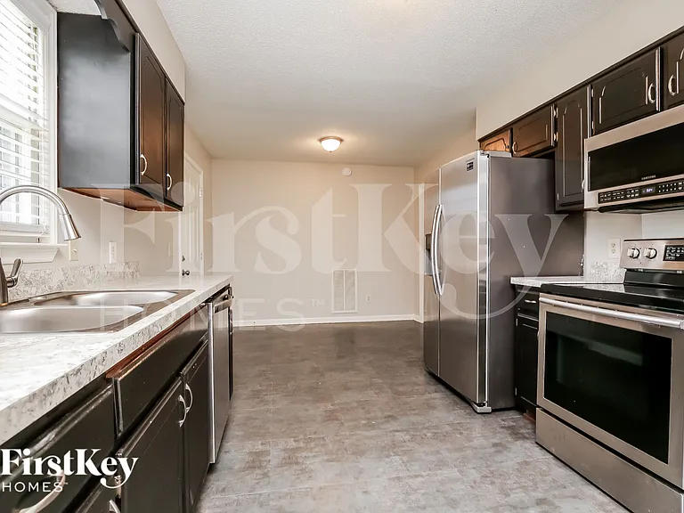 5496 Burnt Knob Rd — Photo 8