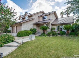 61 Granburg Cir, San Antonio, TX 78218