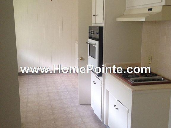 5th image of 3409 44th St