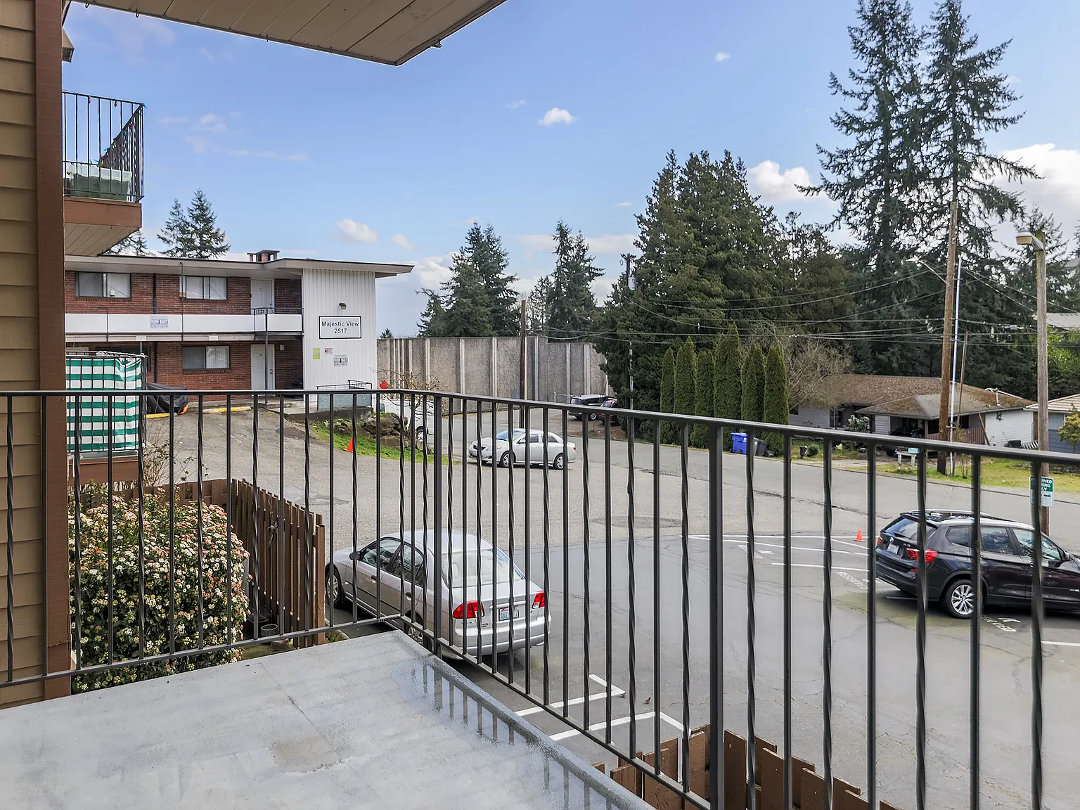 2 bed, 1100 sqft, $1,595 — Photo 2
